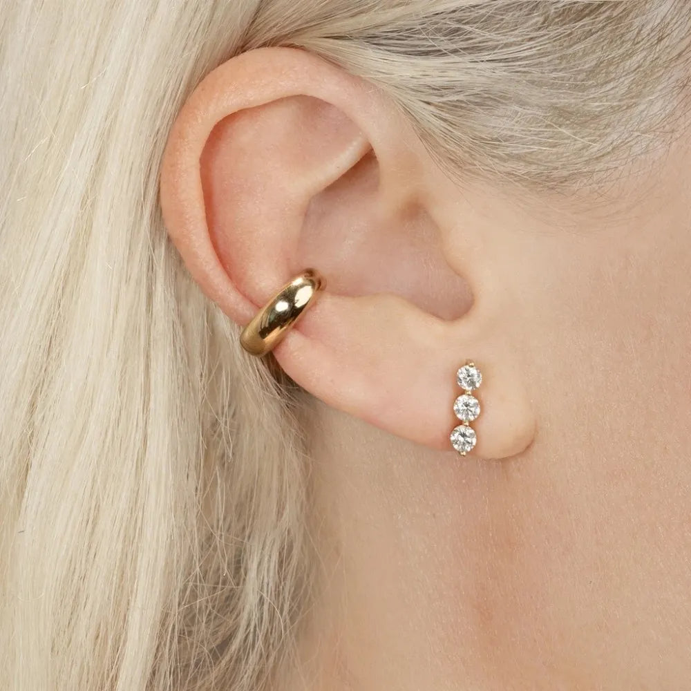 Cassandra | Set de Ear Cuff Con Piedras Incrustadas